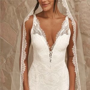 Grace loves lace Lumi veil